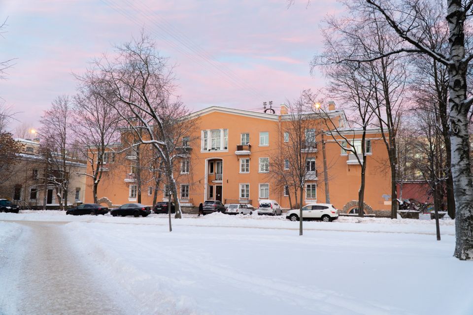 Продаётся комната в 5-комн. квартире, 16 м²