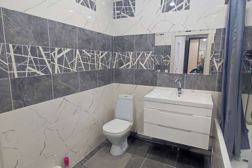 Продаётся 2-комнатная квартира, 64.8 м²