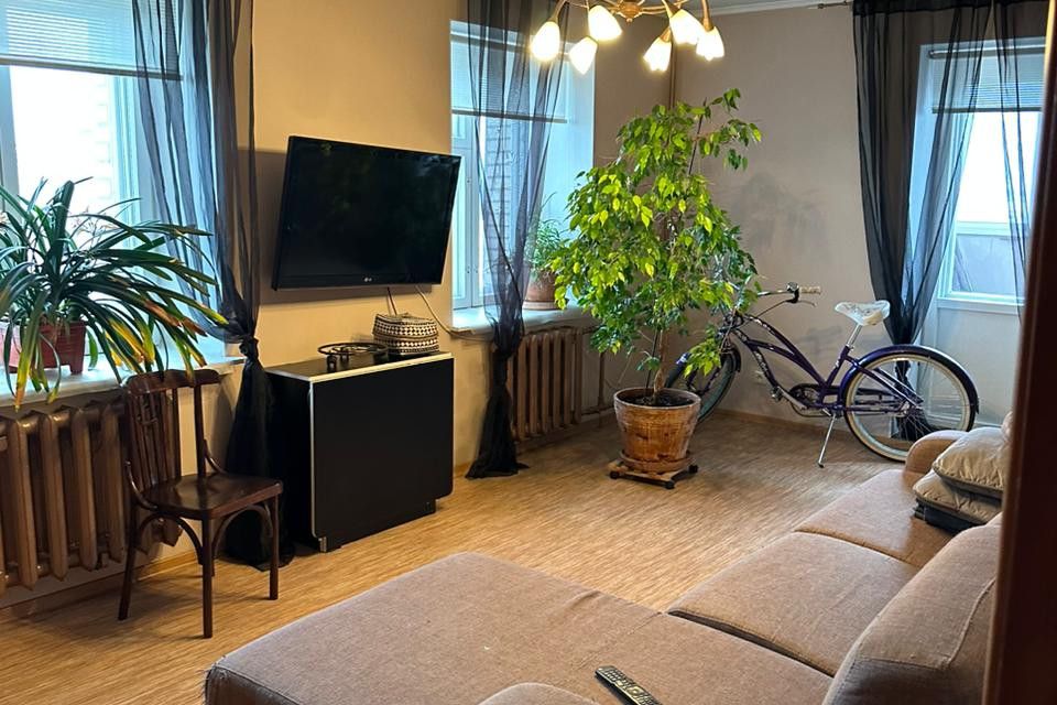 Продаётся 3-комнатная квартира, 81.4 м²