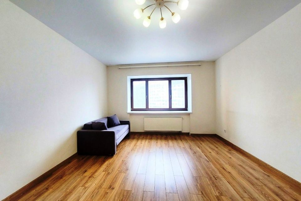 Продаётся 1-комнатная квартира, 48 м²