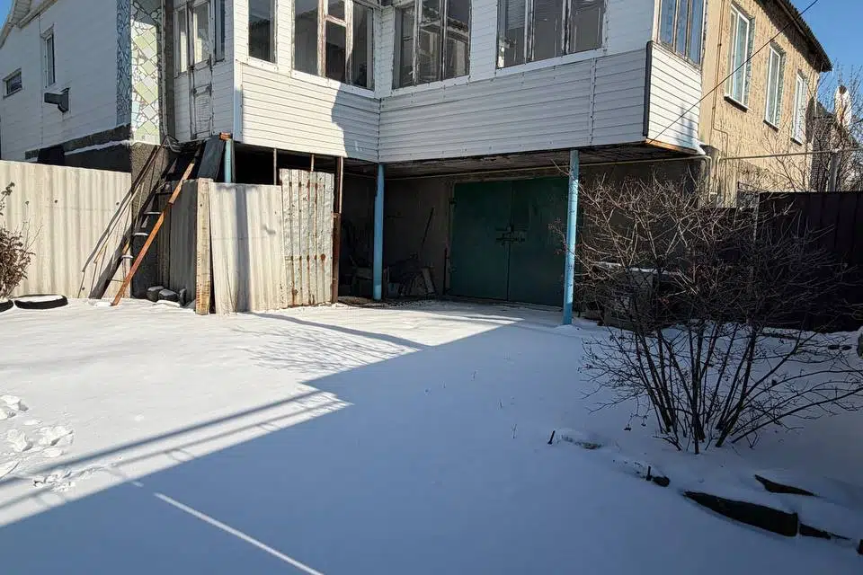 Продаётся 2-этажный дом, 248.8 м²