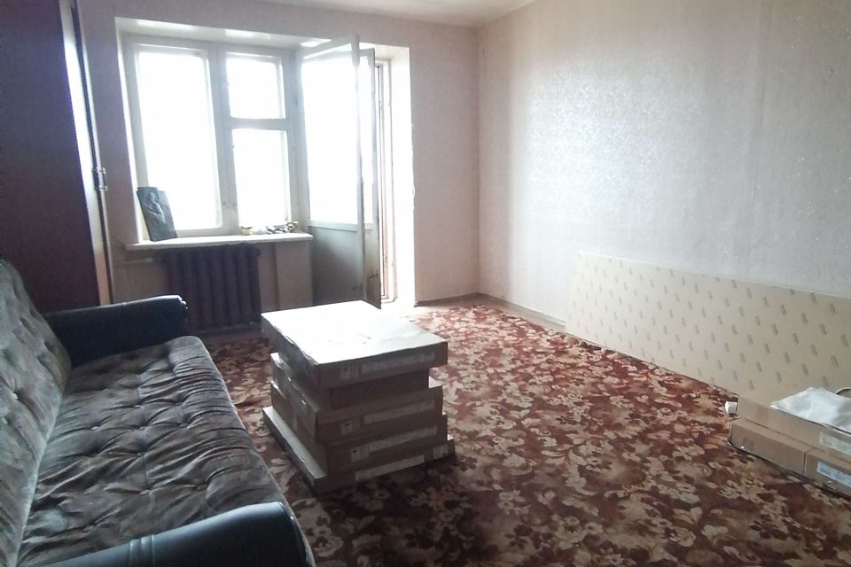 Продаётся 3-комнатная квартира, 59.9 м²