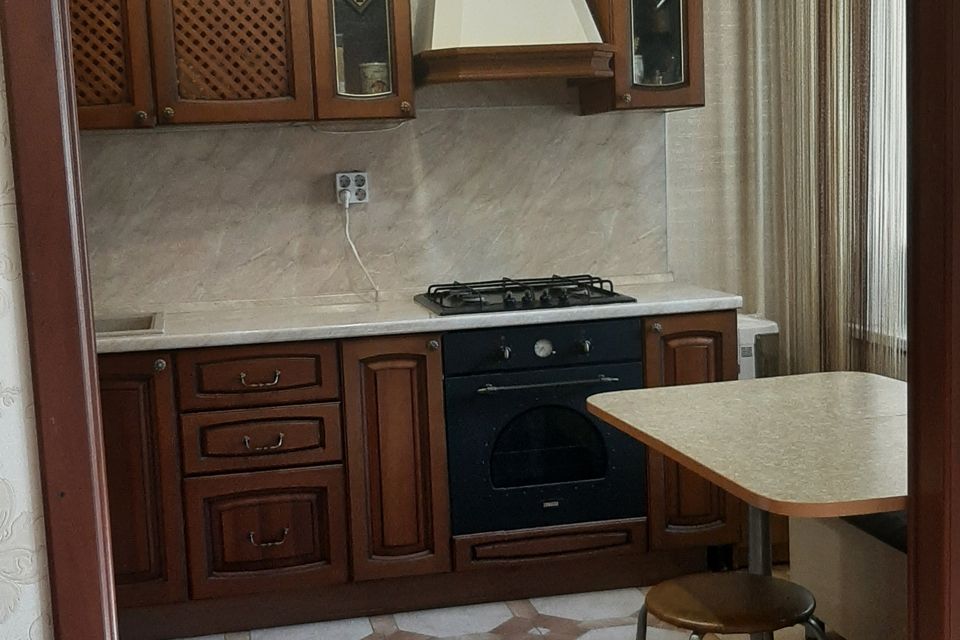 Продаётся 4-комнатная квартира, 83.7 м²