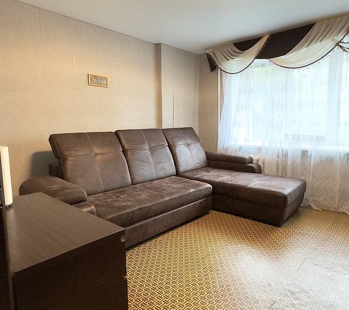 Продаётся 2-комнатная квартира, 42.3 м²