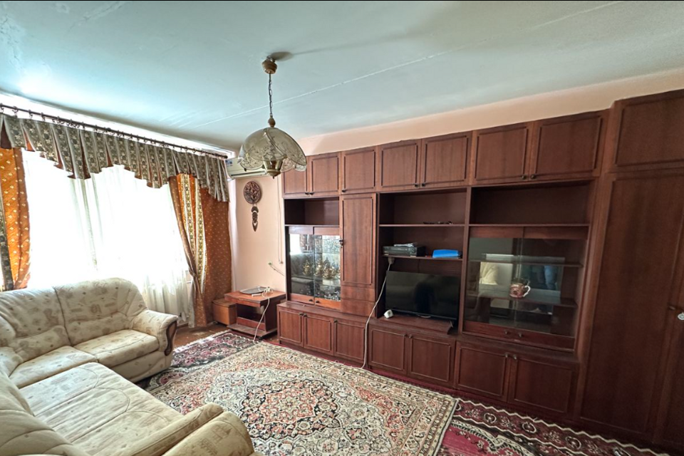 Продаётся 3-комнатная квартира, 58.6 м²