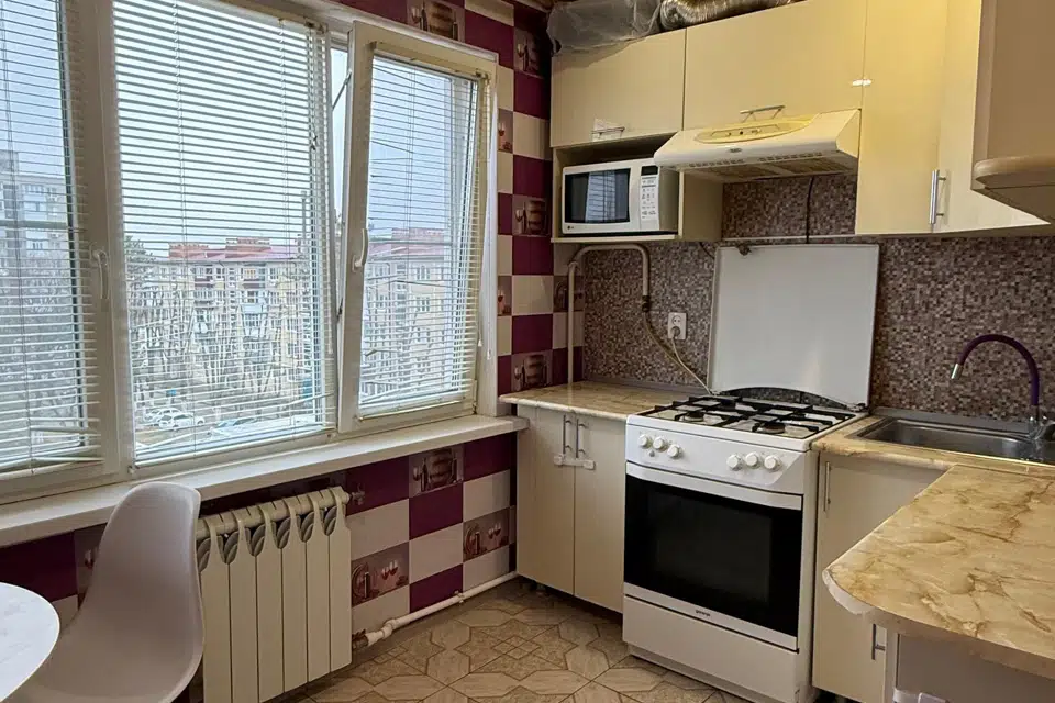 Продаётся 3-комнатная квартира, 70.1 м²