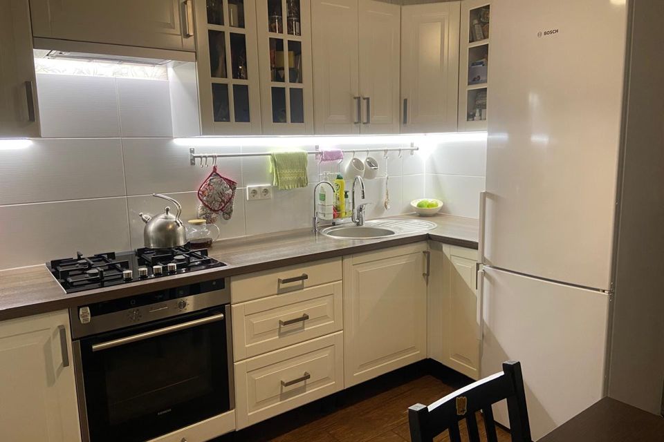Продаётся 1-комнатная квартира, 37 м²