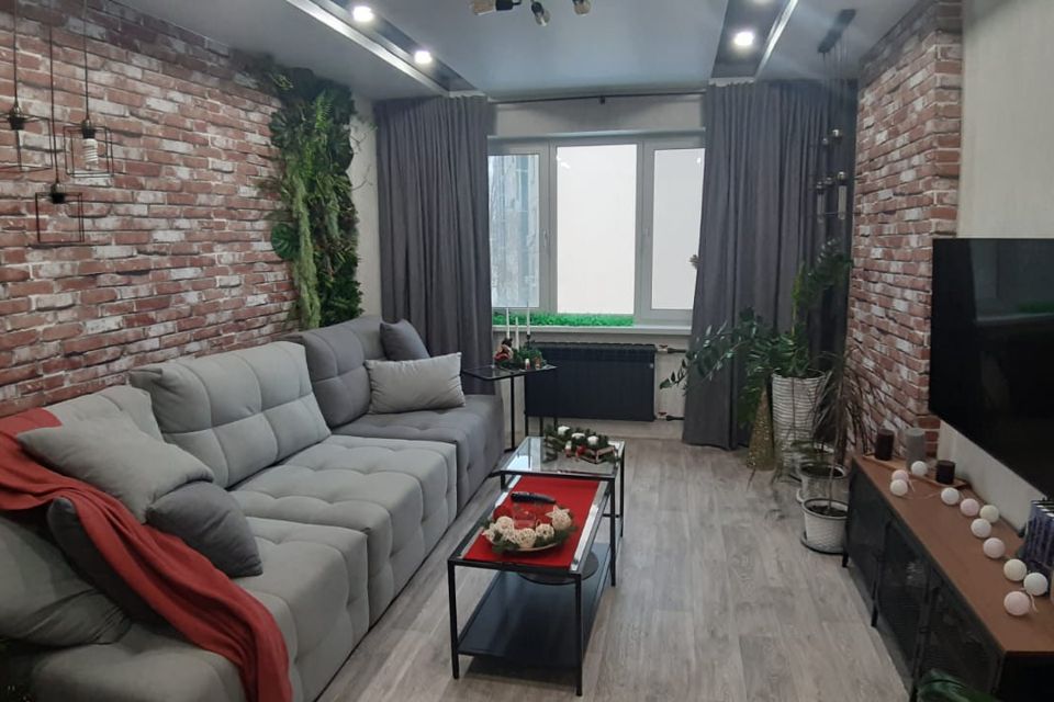 Продаётся 3-комнатная квартира, 63.6 м²