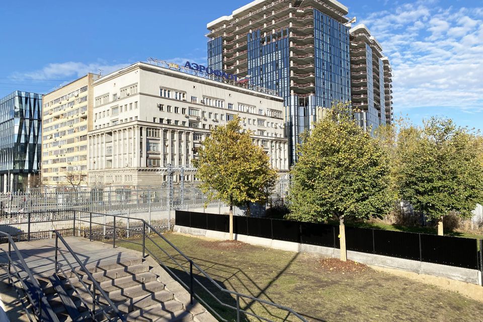 Продаётся 4-комнатная квартира, 124 м²