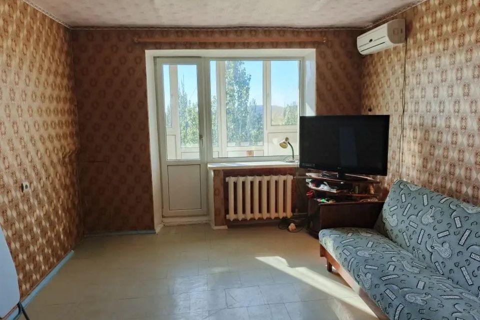 Продаётся 1-комнатная квартира, 35.6 м²