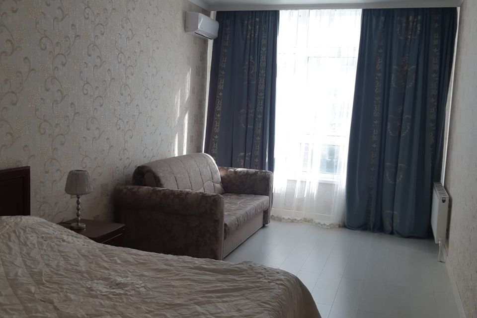 Продаётся 1-комнатная квартира, 63.4 м²