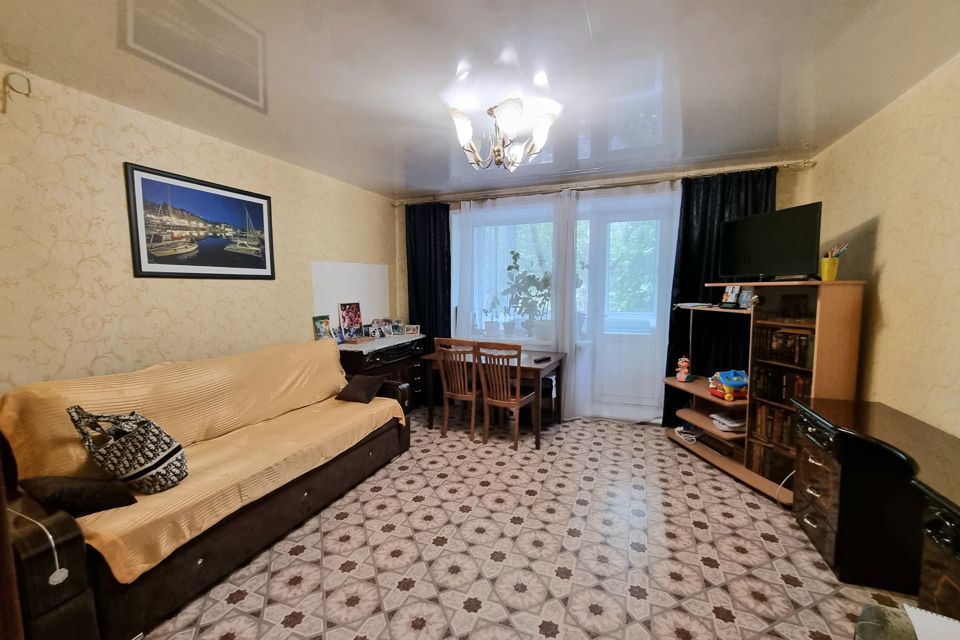 Продаётся 3-комнатная квартира, 62.5 м²