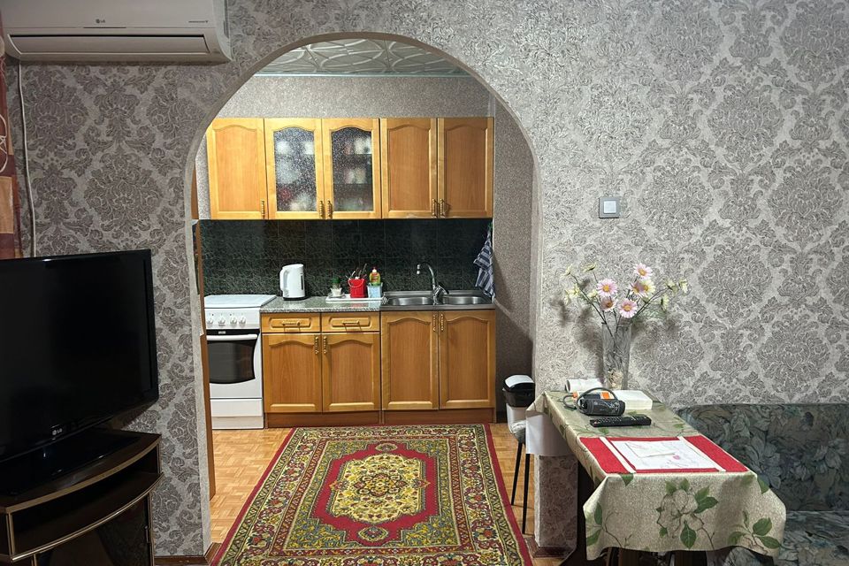 Продаётся 2-комнатная квартира, 57 м²