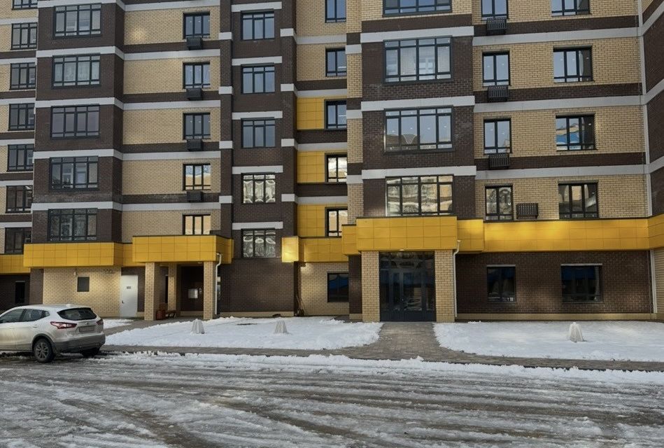 Продаётся 2-комнатная квартира, 76.4 м²