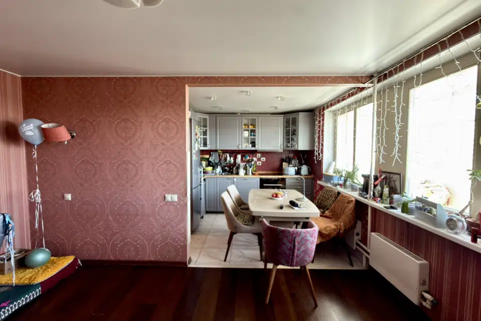 Продаётся 3-комнатная квартира, 75.3 м²