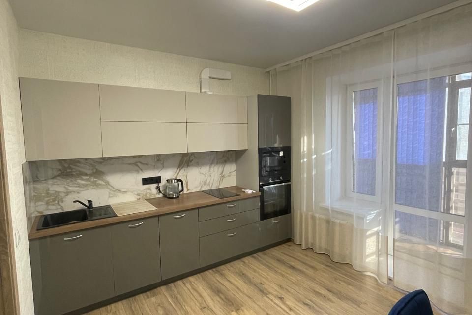 Продаётся 2-комнатная квартира, 63.8 м²