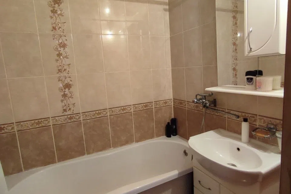 Продаётся 3-комнатная квартира, 67.6 м²