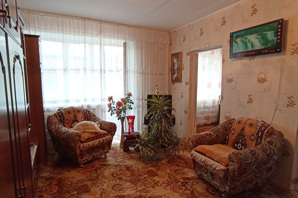 Продаётся 3-комнатная квартира, 48 м²