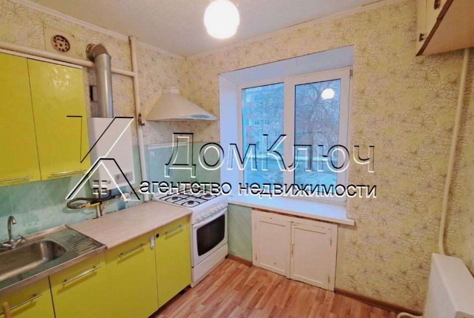 Продаётся 2-комнатная квартира, 43.8 м²