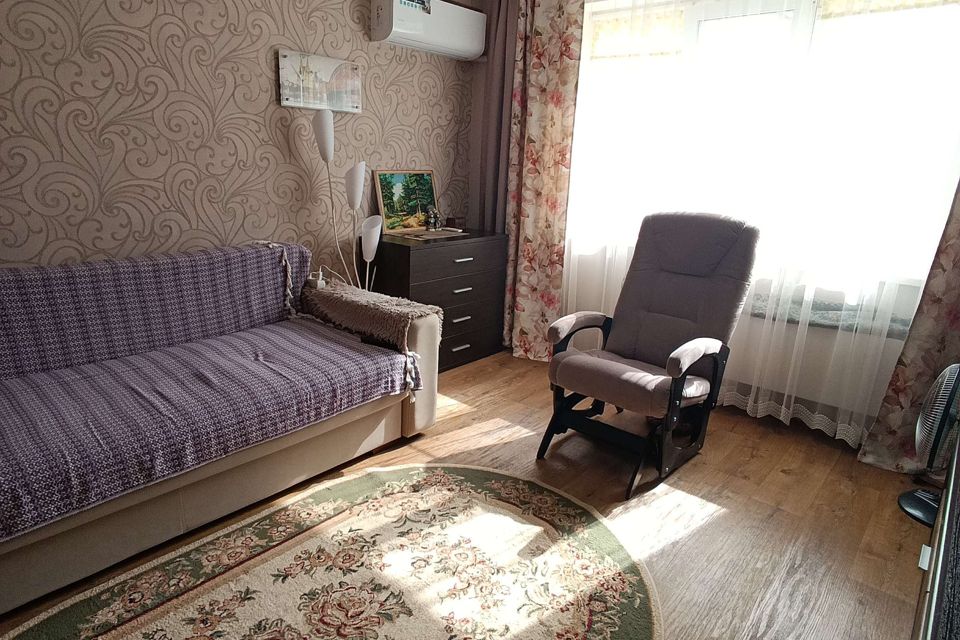Продаётся 1-комнатная квартира, 37.4 м²