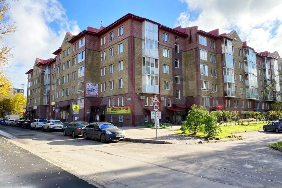 Продаётся 3-комнатная квартира, 93.6 м²