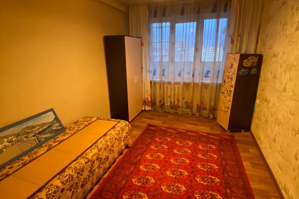 Продаётся 4-комнатная квартира, 78 м²