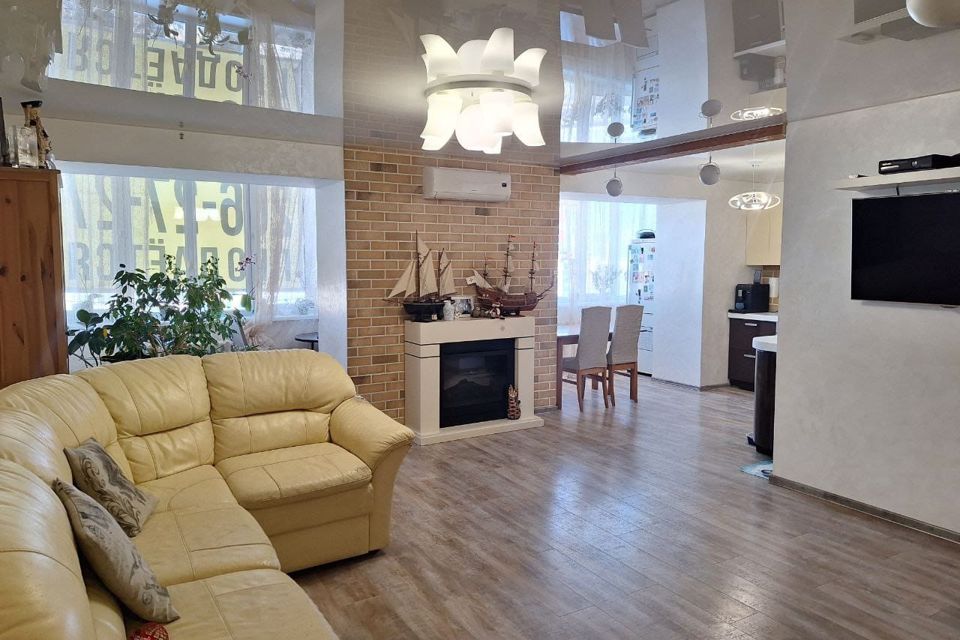 Продаётся 3-комнатная квартира, 91 м²
