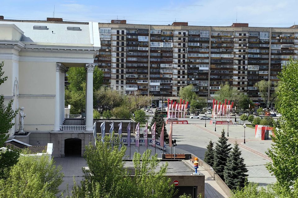 Продаётся 3-комнатная квартира, 65.9 м²