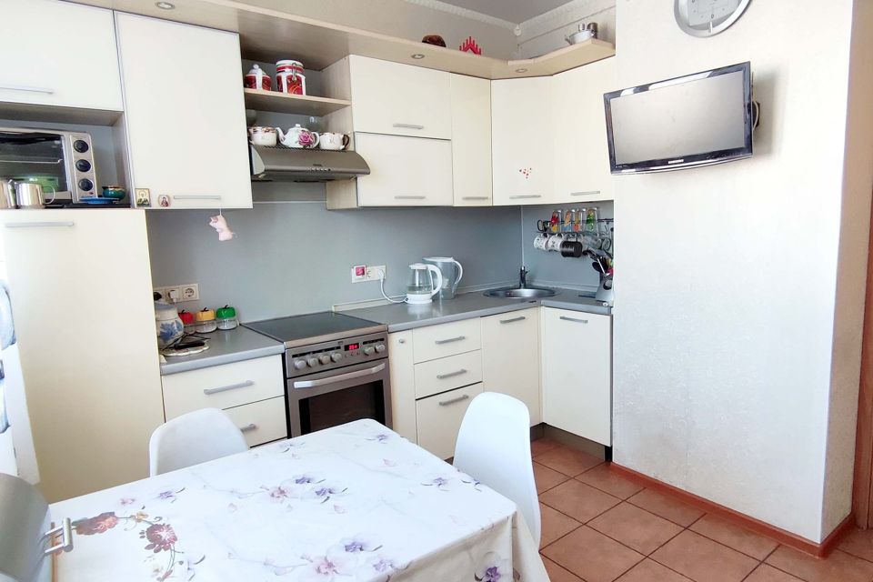 Сдаётся 2-комнатная квартира, 60 м²