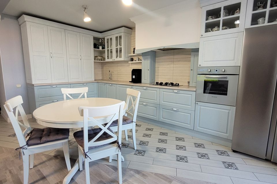 Продаётся 3-комнатная квартира, 99.1 м²