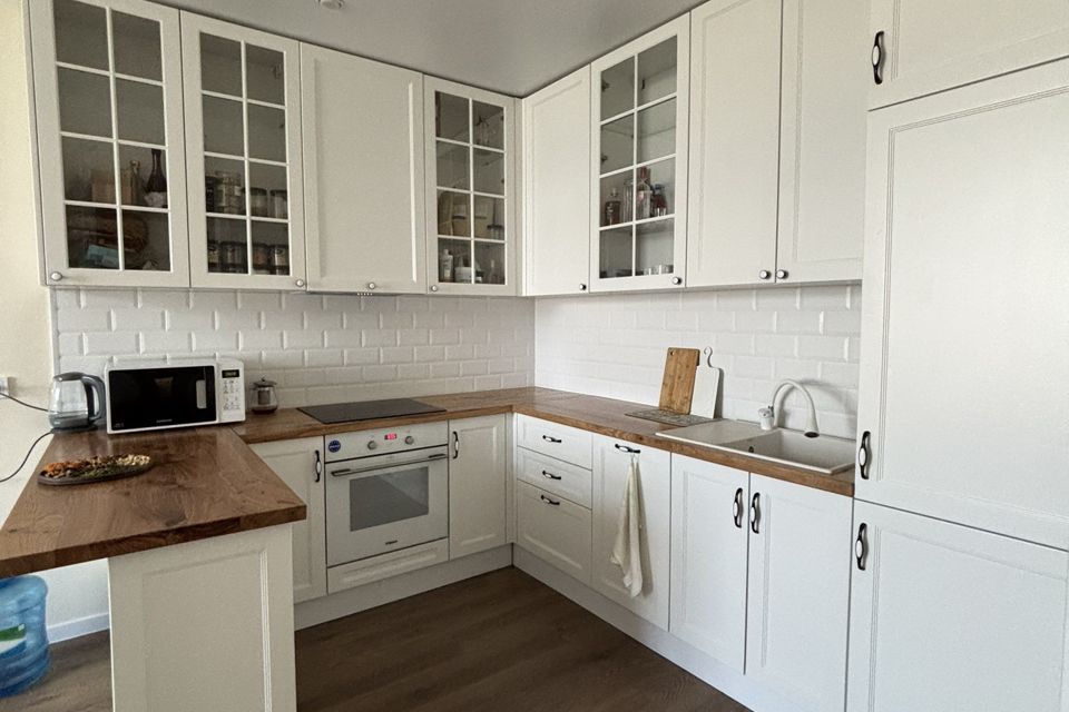 Продаётся 2-комнатная квартира, 64.4 м²