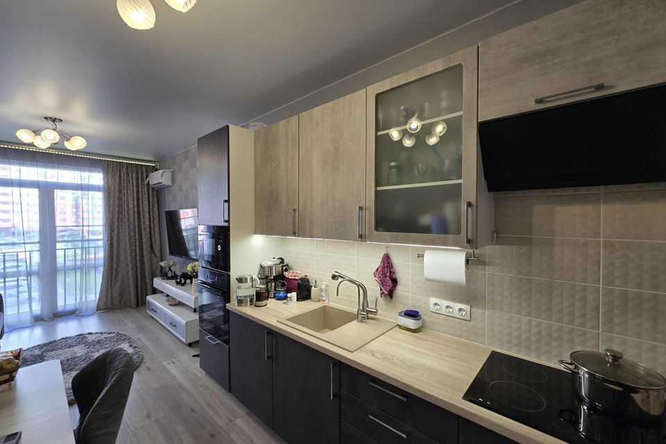 Продаётся 2-комнатная квартира, 67.35 м²