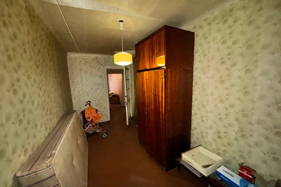 Продаётся 3-комнатная квартира, 55.5 м²