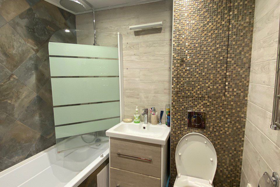 Продаётся 3-комнатная квартира, 70 м²