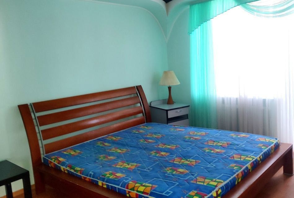 Продаётся 3-комнатная квартира, 65 м²