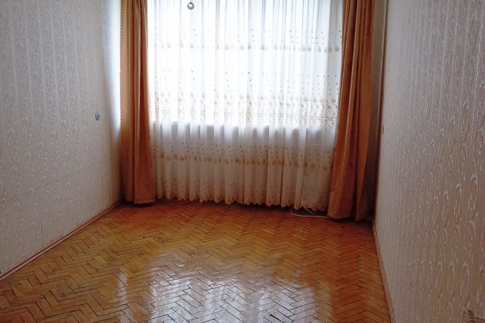 Продаётся 3-комнатная квартира, 60.8 м²