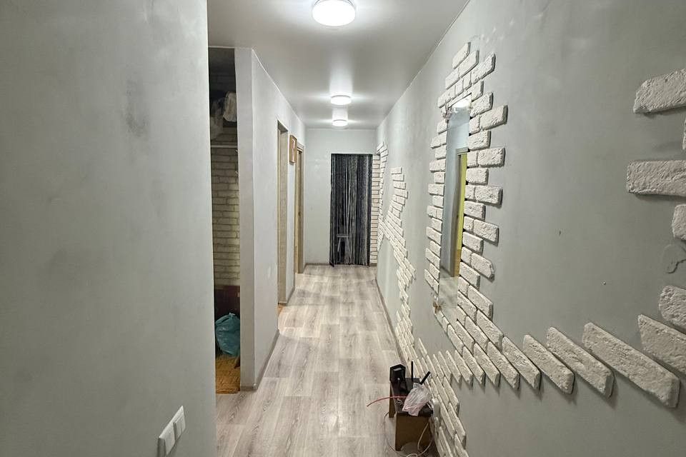 Продаётся 3-комнатная квартира, 60.8 м²