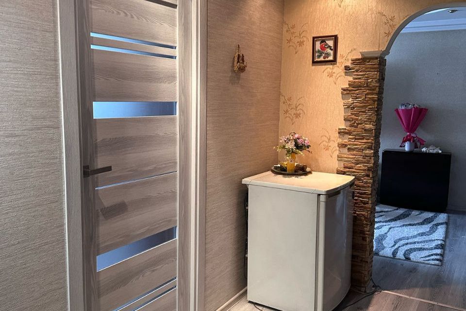 Продаётся 3-комнатная квартира, 59.9 м²