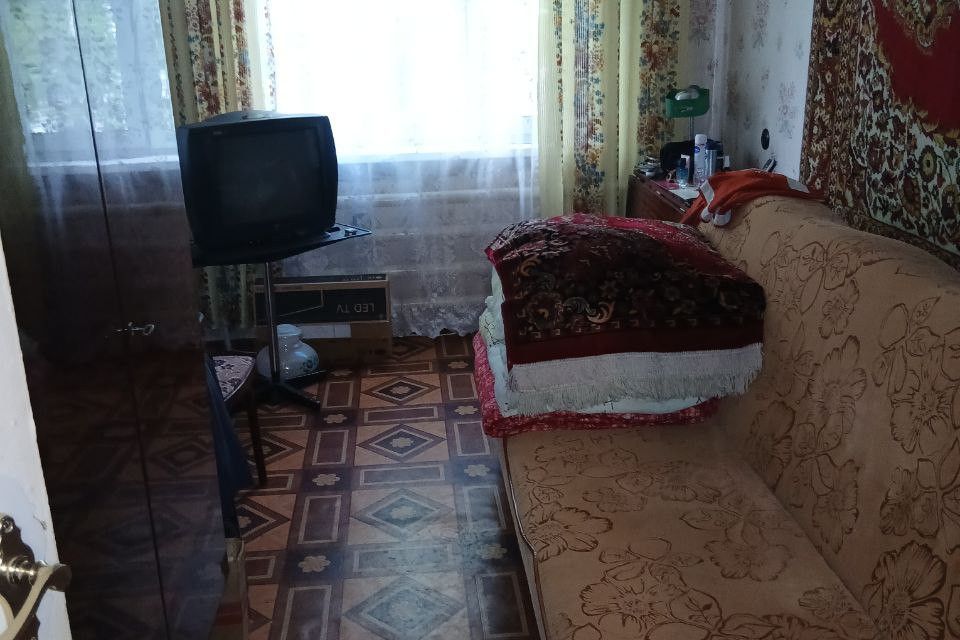 Продаётся 2-комнатная квартира, 41.8 м²