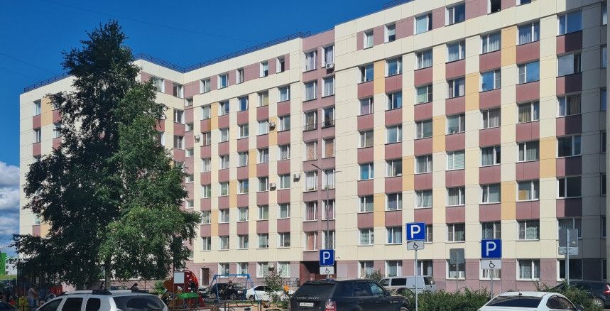 Продаётся 3-комнатная квартира, 98 м²