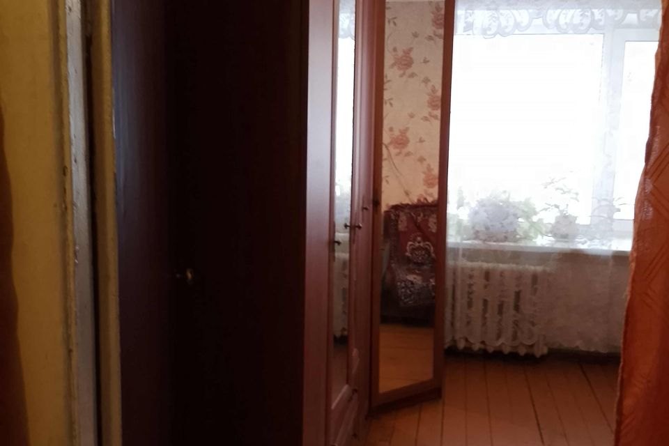 Продаётся 4-комнатная квартира, 62 м²