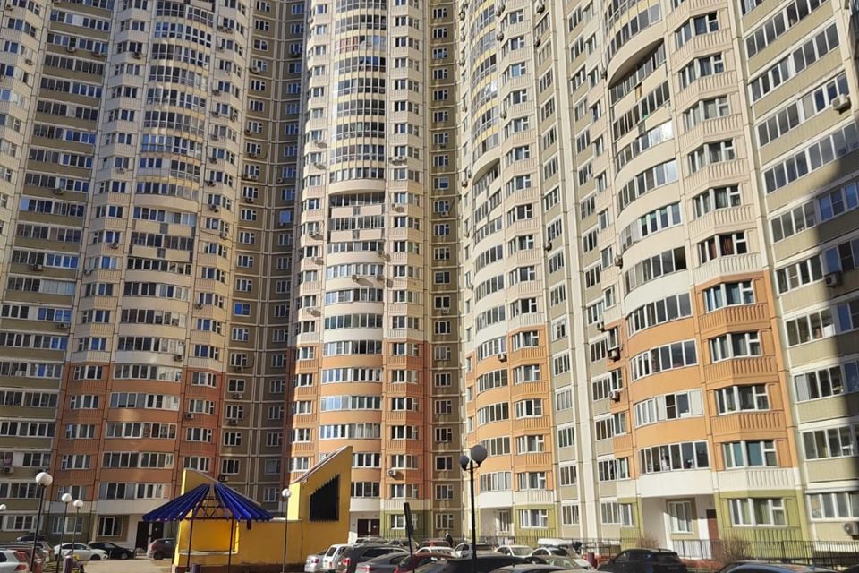 Продаётся 1-комнатная квартира, 41.7 м²