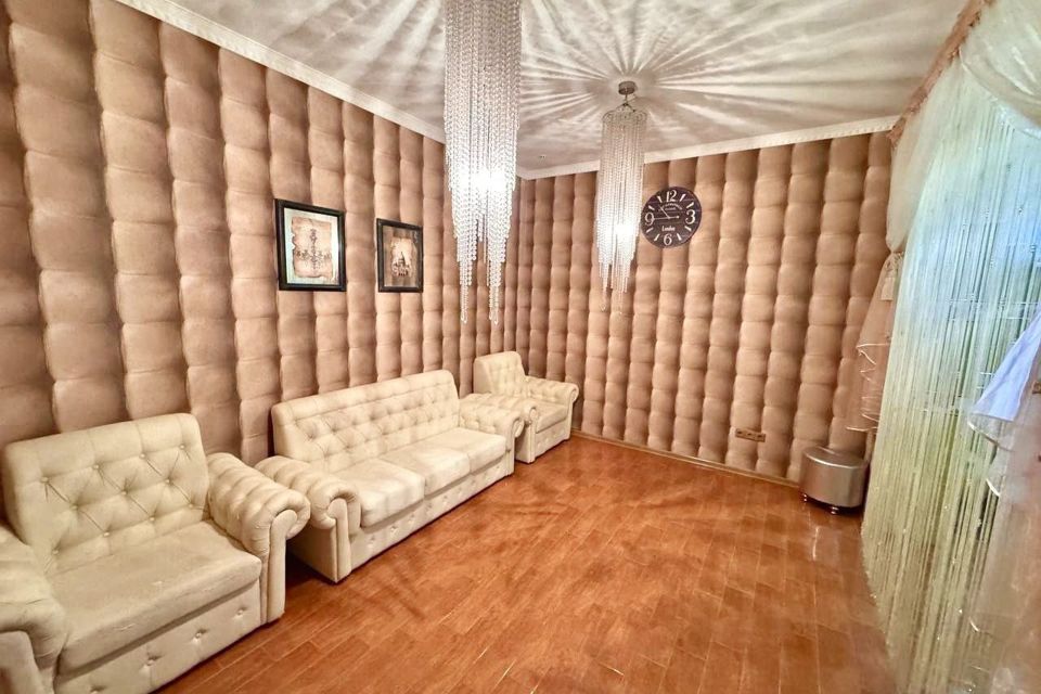 Продаётся 2-этажный дом, 515 м²