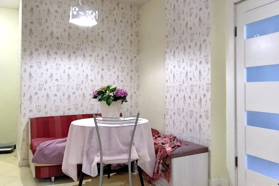 Продаётся 2-комнатная квартира, 69.9 м²