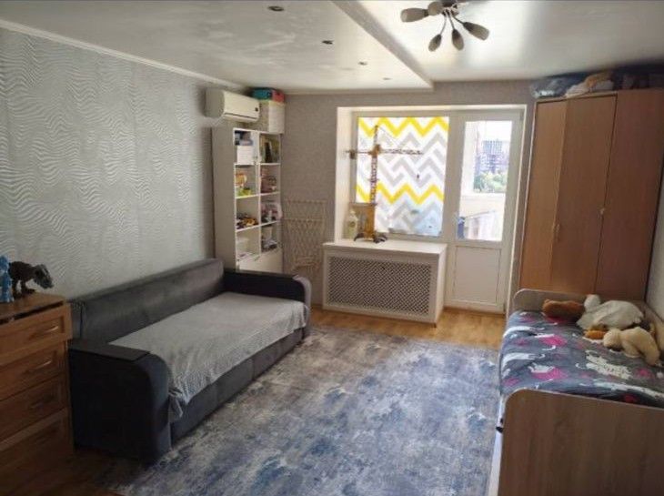 Продаётся 1-комнатная квартира, 47.3 м²