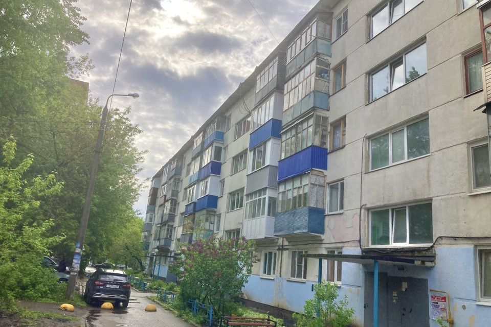 Продаётся 2-комнатная квартира, 43.8 м²