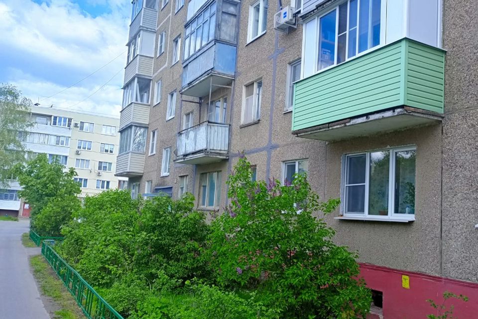 Продаётся 3-комнатная квартира, 59.7 м²