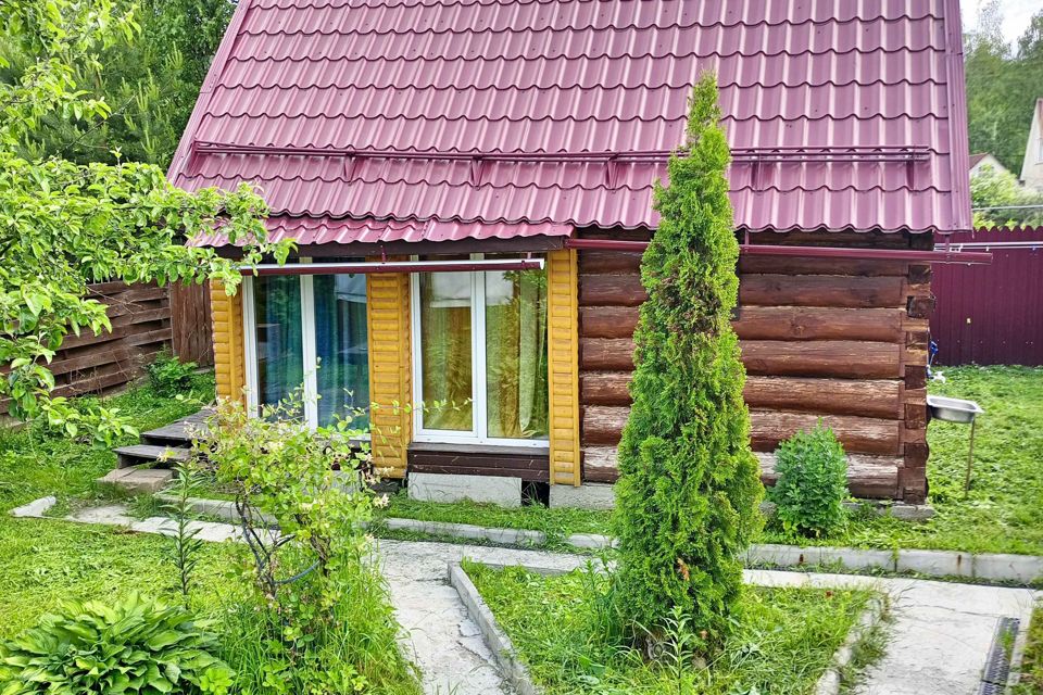 Продаётся 2-этажный дом, 54 м²