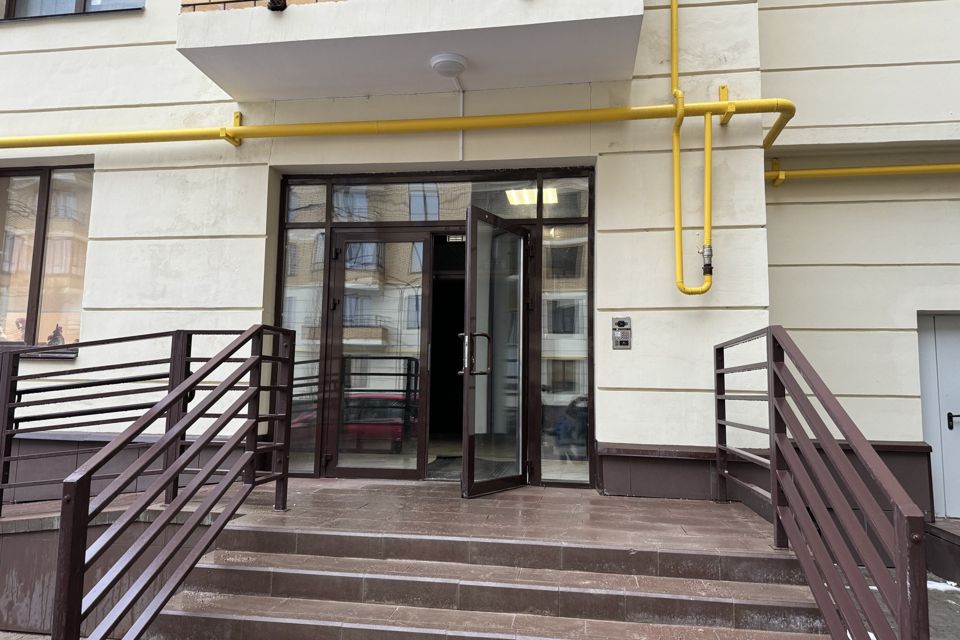 Продаётся 3-комнатная квартира, 116.1 м²