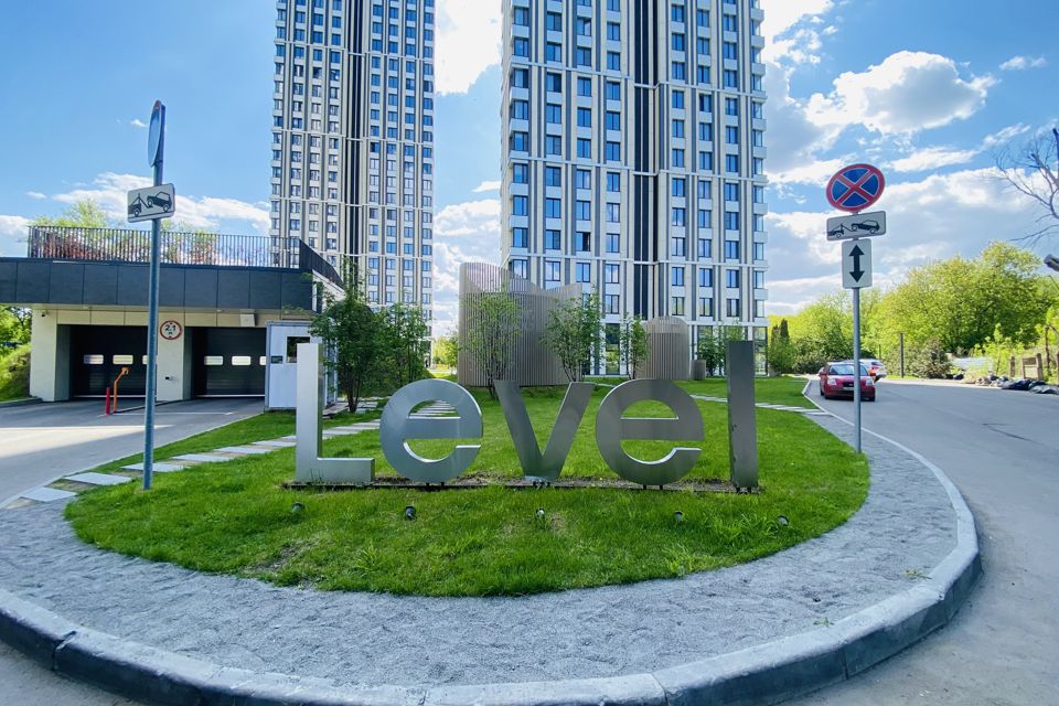 Продаётся 3-комнатная квартира, 100 м²